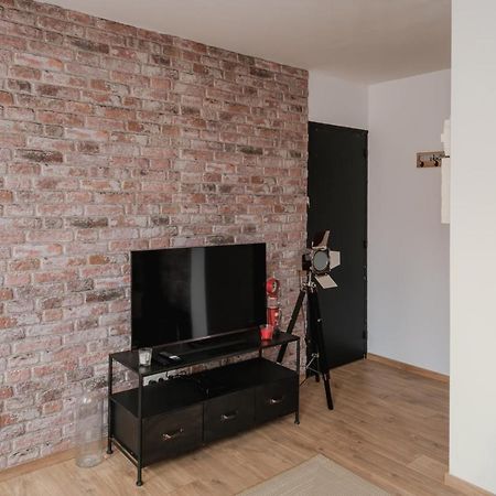 Appartement 2 Pieces L'Industriel En Centre-Ville De Камбре Екстериор снимка